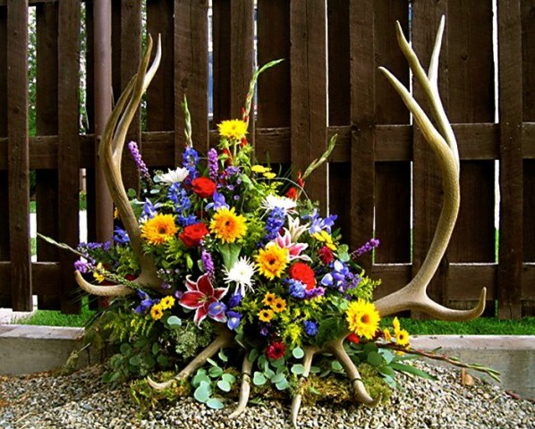 Flower Cottage Cortez sympathy antler custom arrangement