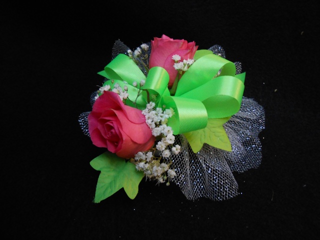 Flower Cottage Cortez red rose green ribbon corsage